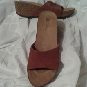 White Moutain Sandals Size 7.5